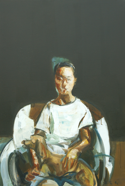 강아지를 안고 있는 아이