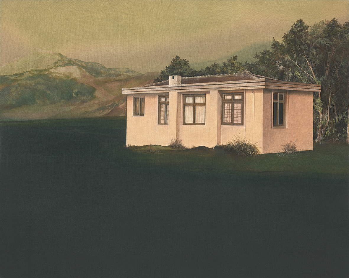 초록의 틈에 서